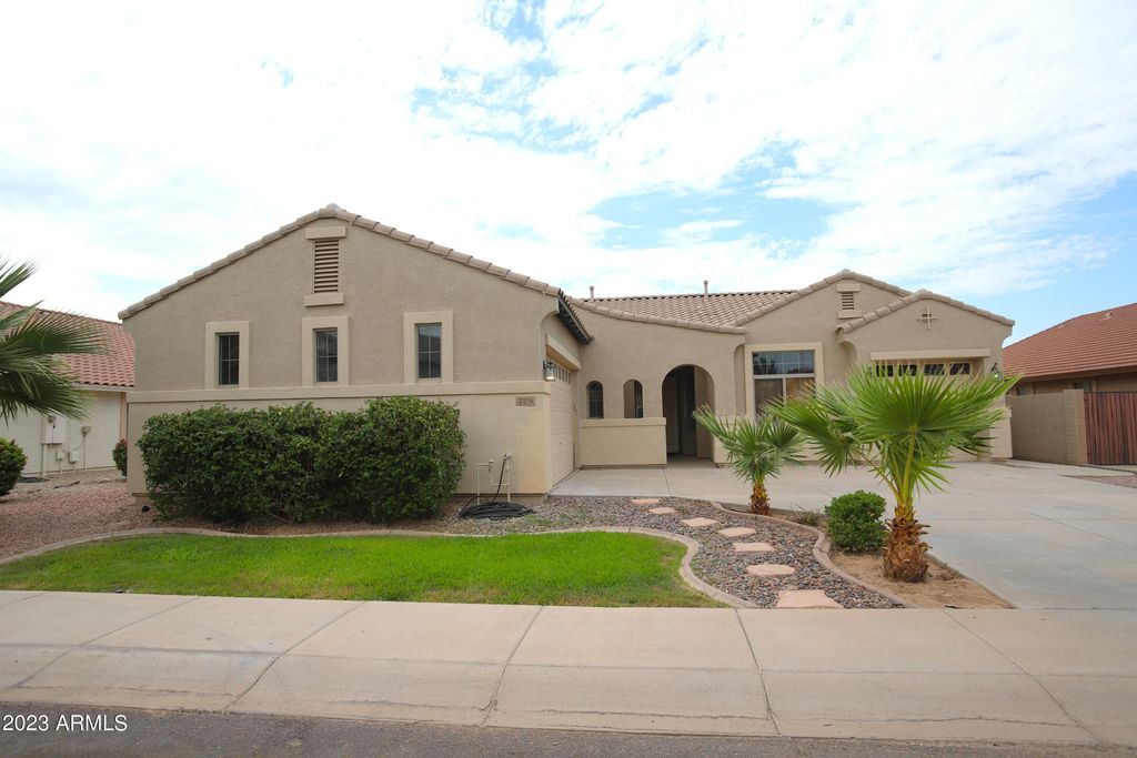 779 E MEAD Drive, Chandler, AZ 85249