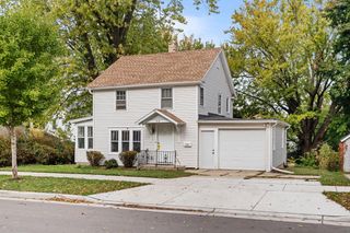 516 W South Street, Stoughton, WI 53589
