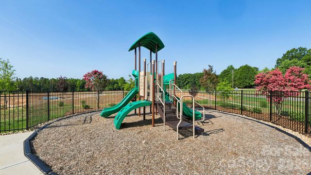 168 Maple Valley Street, Statesville, NC 28677