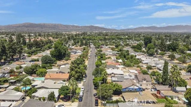 7434 Nestle Avenue, Reseda, CA 91335