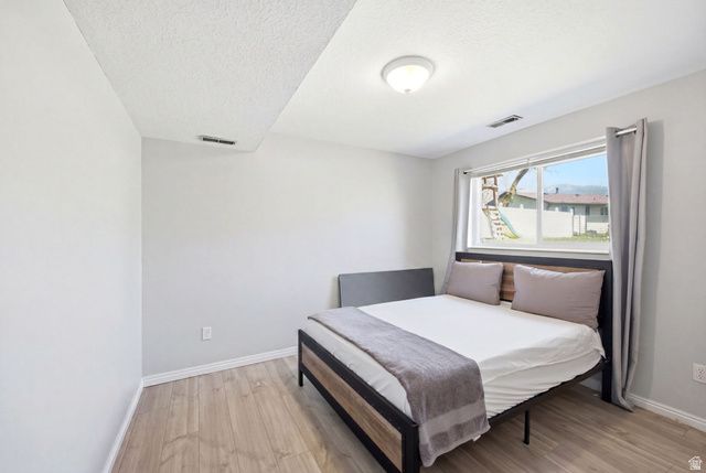 180 E 900 S, Layton, UT 84041