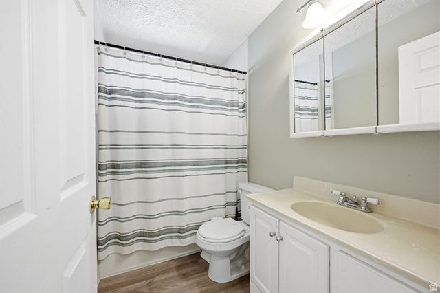 180 E 900 S, Layton, UT 84041