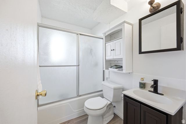180 E 900 S, Layton, UT 84041