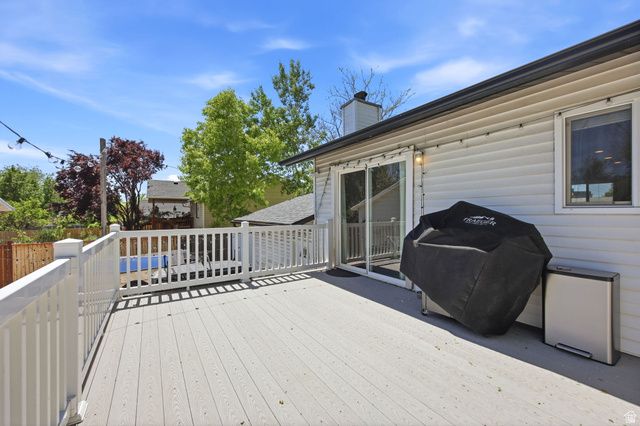 180 E 900 S, Layton, UT 84041