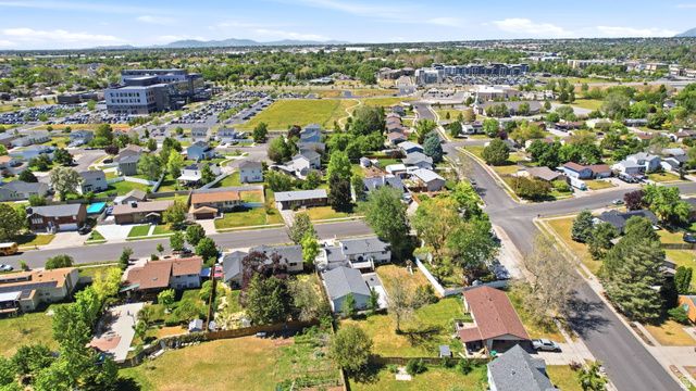 180 E 900 S, Layton, UT 84041
