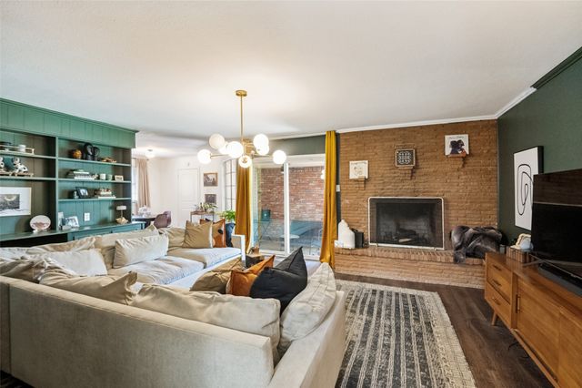 937 Ferncliff, Dallas, TX 75232