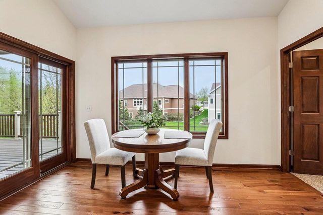 248 Greenway Circle, Deerfield, WI 53531