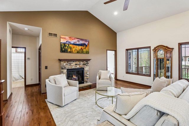 248 Greenway Circle, Deerfield, WI 53531