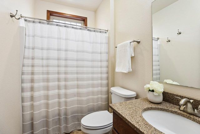 248 Greenway Circle, Deerfield, WI 53531