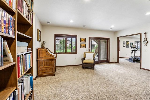 248 Greenway Circle, Deerfield, WI 53531