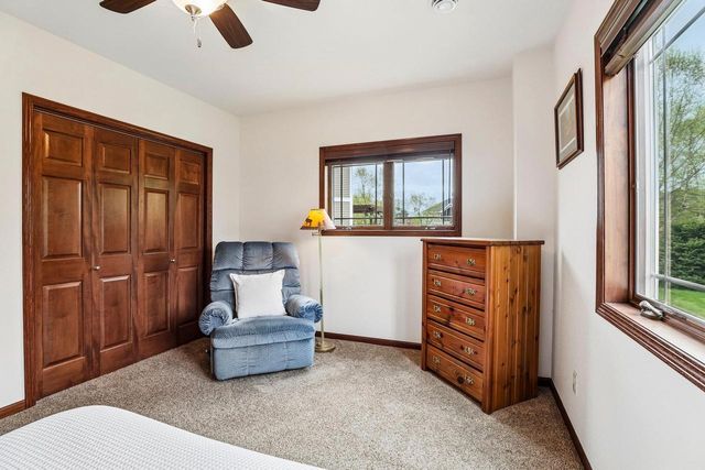 248 Greenway Circle, Deerfield, WI 53531