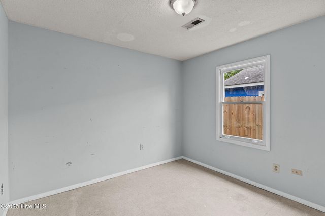 812 S 13th Street, Wilmington, NC 28401