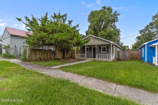 812 S 13th Street, Wilmington, NC 28401