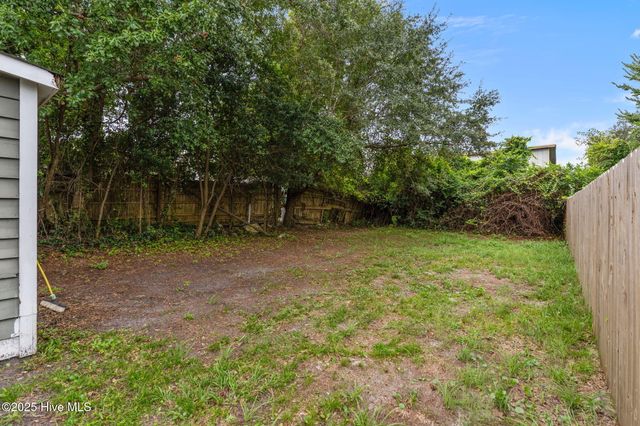 812 S 13th Street, Wilmington, NC 28401