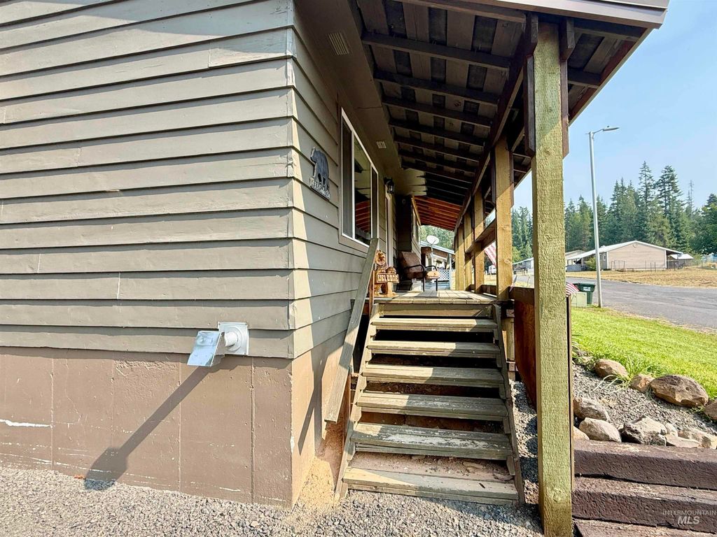 433 Cedar Drive, Pierce, ID 83546 photo 3