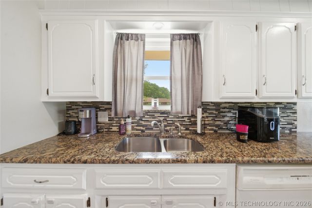 10629 N 166th East Avenue, Owasso, OK 74055
