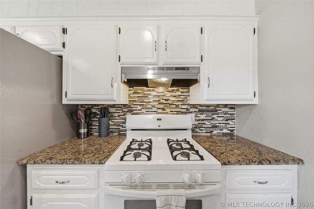 10629 N 166th East Avenue, Owasso, OK 74055