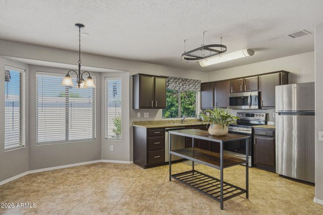 10035 S 44th Street, Phoenix, AZ 85044