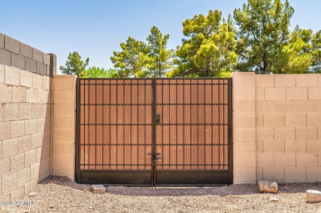 10035 S 44th Street, Phoenix, AZ 85044