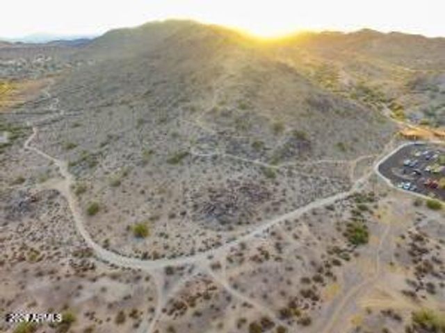 10035 S 44th Street, Phoenix, AZ 85044