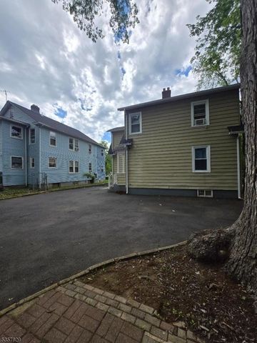 1123 W 4Th St, Plainfield City, NJ 07063