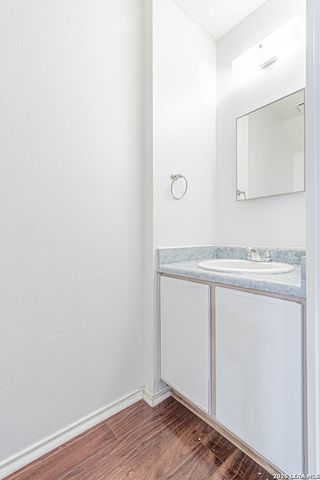 16 Talon Brook, San Antonio, TX 78238