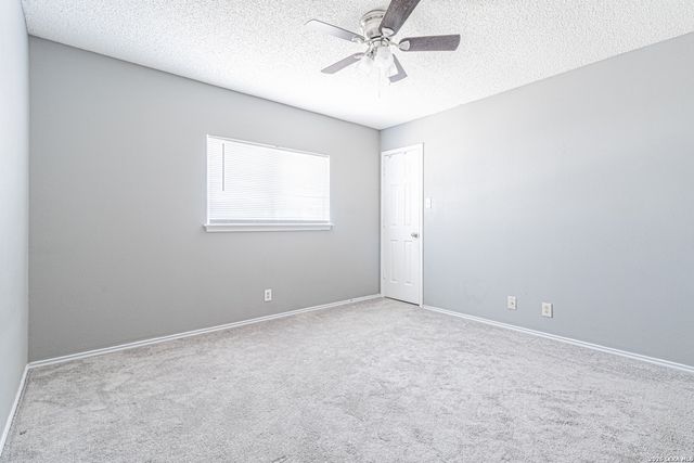 16 Talon Brook, San Antonio, TX 78238