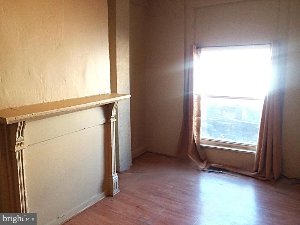 1121 MCKEAN AVE, Baltimore, MD 21217