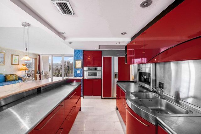 2774 S Ocean Boulevard 708, Palm Beach, FL 33480