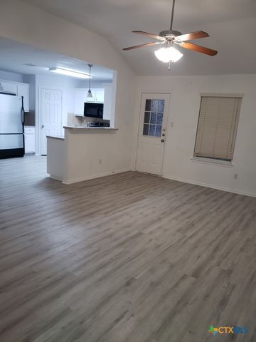 1121 Dixon Circle, Copperas Cove, TX 76522