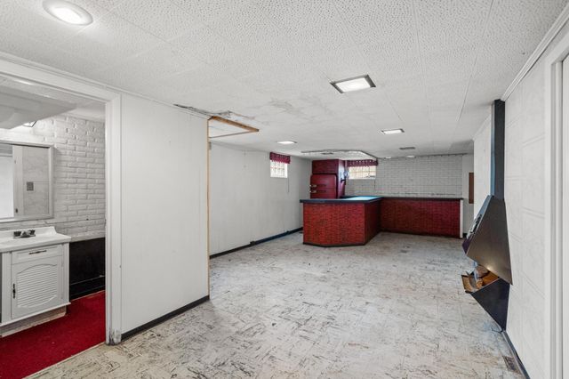 73 Harrison Avenue, Bellevue, KY 41073