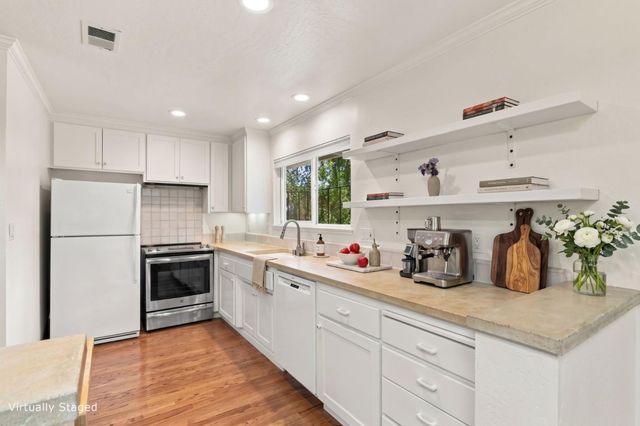 600 Pennsylvania Avenue 5, Los Gatos, CA 95030