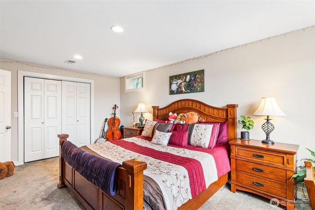 5162 S Wallace Street, Seattle, WA 98178