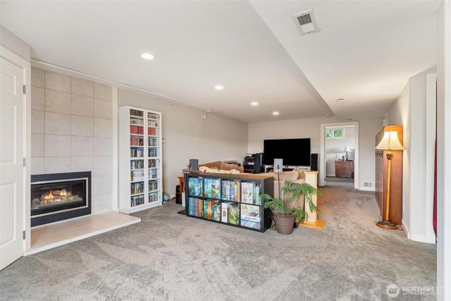 5162 S Wallace Street, Seattle, WA 98178