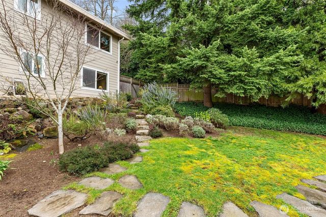 5162 S Wallace Street, Seattle, WA 98178