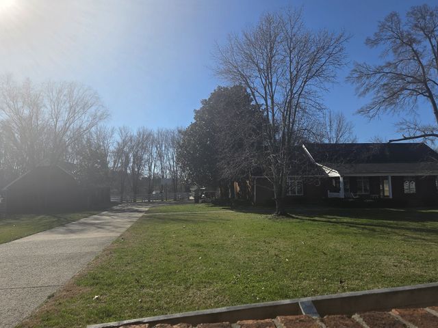 7488 Lowe Ln, Rockvale, TN 37153