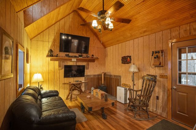 7488 Lowe Ln, Rockvale, TN 37153