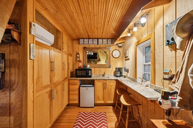 7488 Lowe Ln, Rockvale, TN 37153