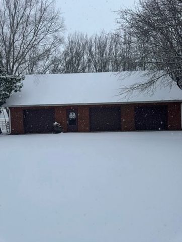 7488 Lowe Ln, Rockvale, TN 37153