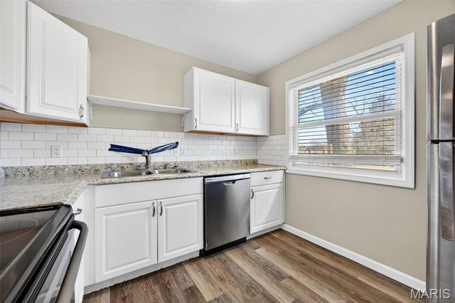 77 Tom Sawyer Drive, St Charles, MO 63303