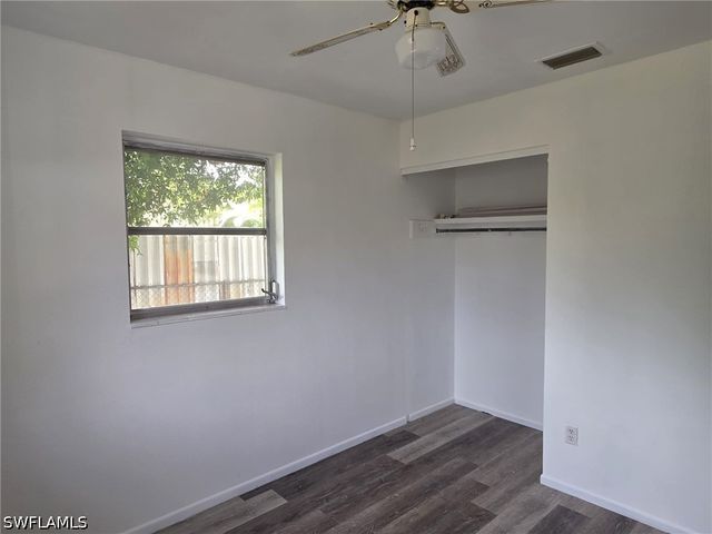 33 Broadway CIR, Fort Myers, FL 33901