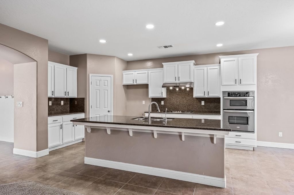 Image 13 of property listing at 5848 E Platt Avenue, Fresno, CA 93727