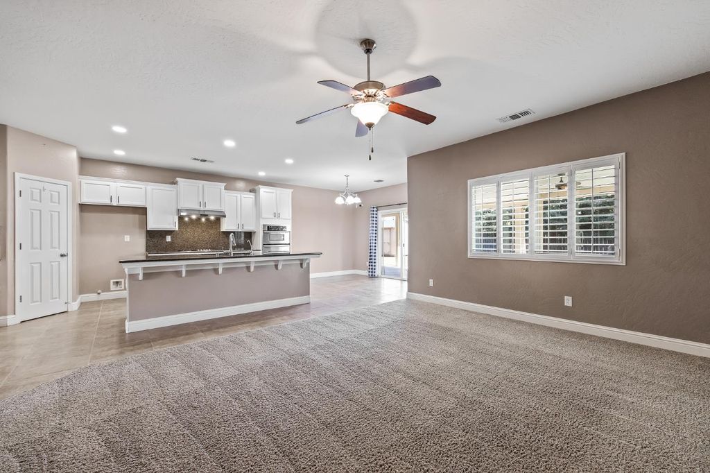 Image 17 of property listing at 5848 E Platt Avenue, Fresno, CA 93727