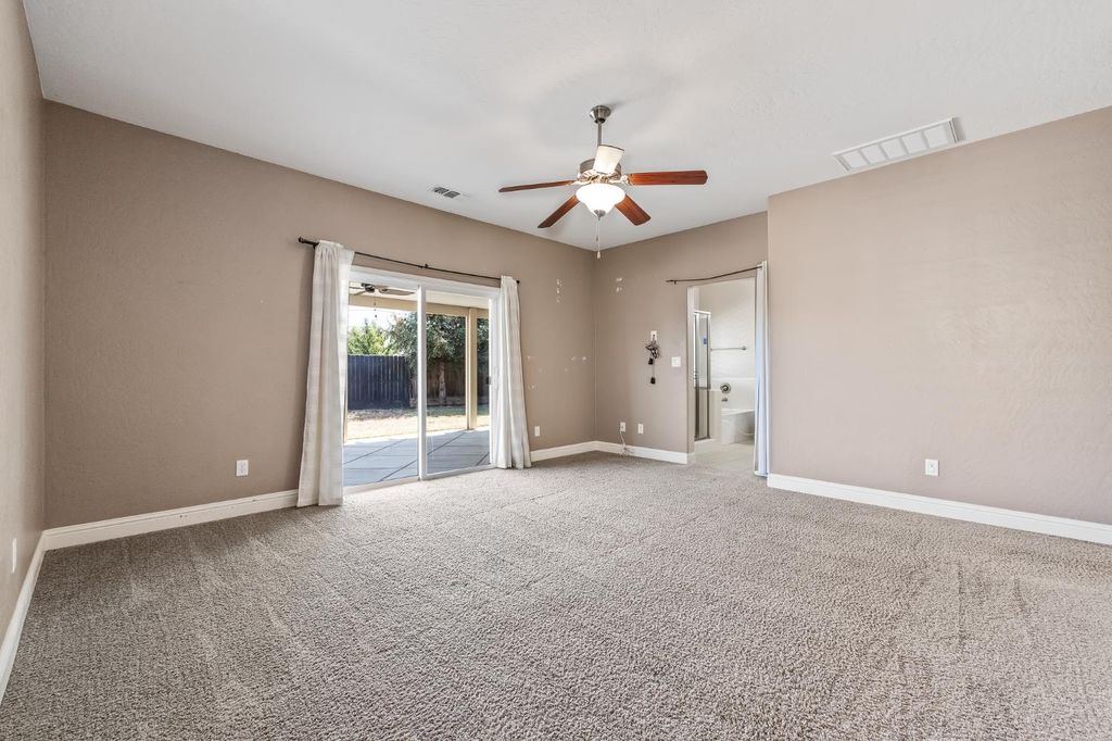 Image 27 of property listing at 5848 E Platt Avenue, Fresno, CA 93727