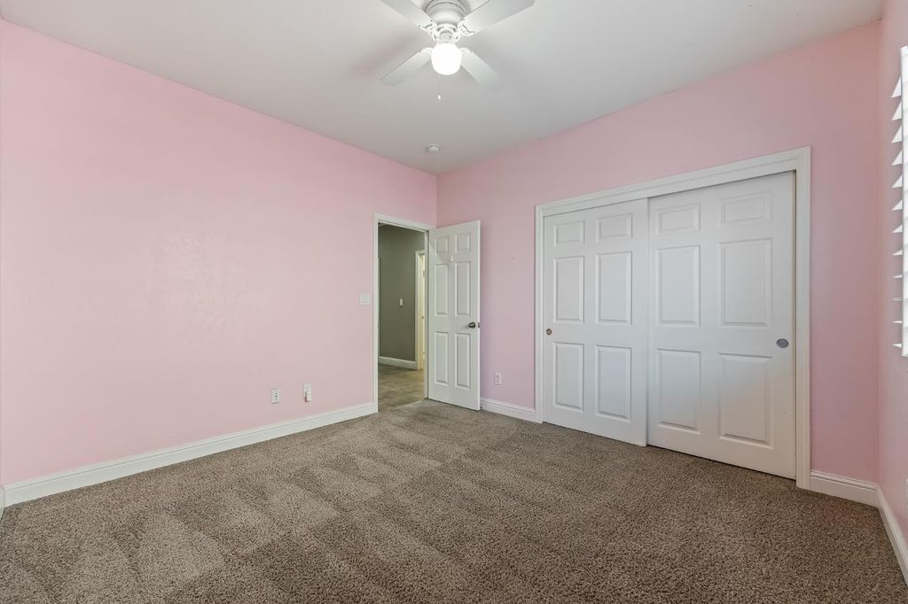 Image 43 of property listing at 5848 E Platt Avenue, Fresno, CA 93727