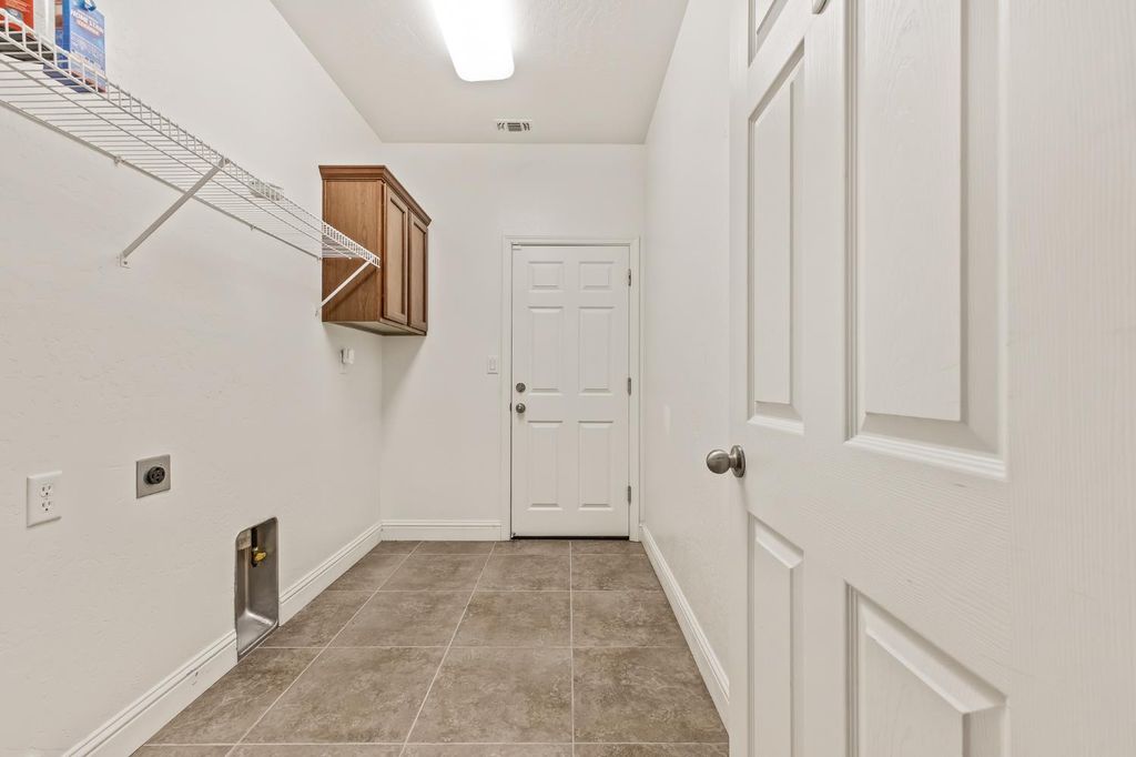 Image 47 of property listing at 5848 E Platt Avenue, Fresno, CA 93727
