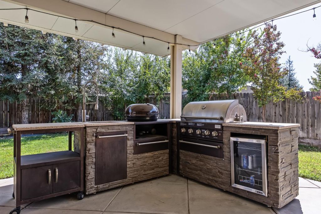 Image 50 of property listing at 5848 E Platt Avenue, Fresno, CA 93727