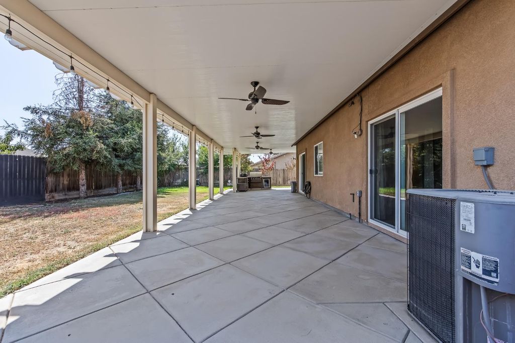 Image 56 of property listing at 5848 E Platt Avenue, Fresno, CA 93727