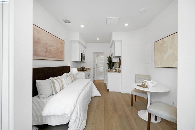 3806 Norbridge Ave, Castro Valley, CA 94546