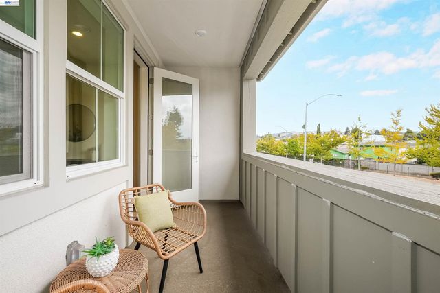 3806 Norbridge Ave, Castro Valley, CA 94546